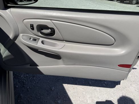 Used 2006 Chevrolet Monte Carlo SS w/ Convenience Package FWD image 16