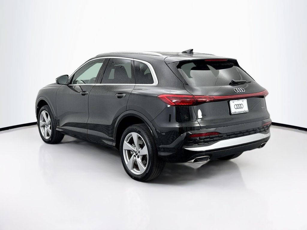 Certified 2025 Audi Q5 Premium Plus w/ Premium Plus AWD/4WD image 7