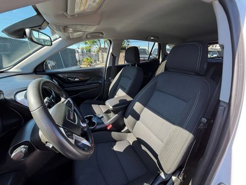 Used 2024 GMC Terrain SLE FWD image 36