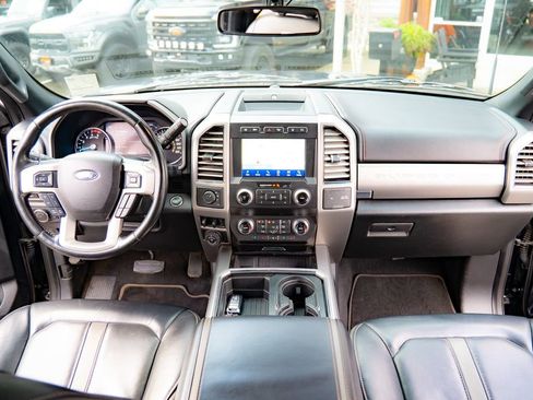 Used 2021 Ford F450 Platinum w/ FX4 Off-Road Package image 14