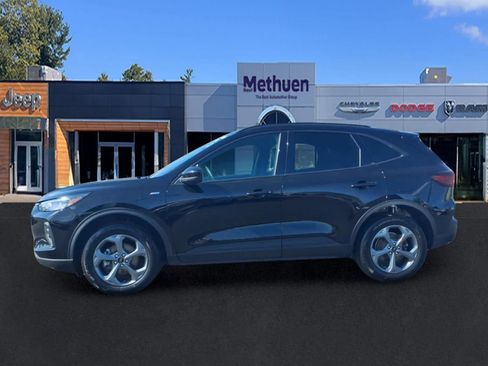 Used 2025 Ford Escape ST-Line Select AWD/4WD image 4