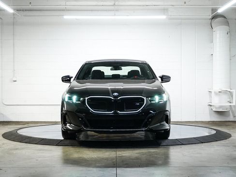 New 2026 BMW i5 M60 AWD/4WD image 2