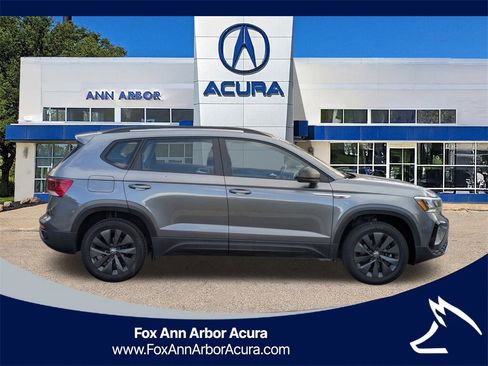 Used 2024 Volkswagen Taos S image 6