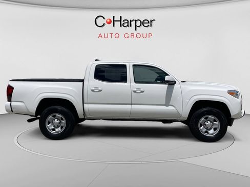 Used 2023 Toyota Tacoma SR AWD/4WD image 2