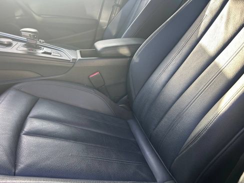 Used 2019 Audi A4 2.0T Premium w/ Convenience Package AWD/4WD image 16