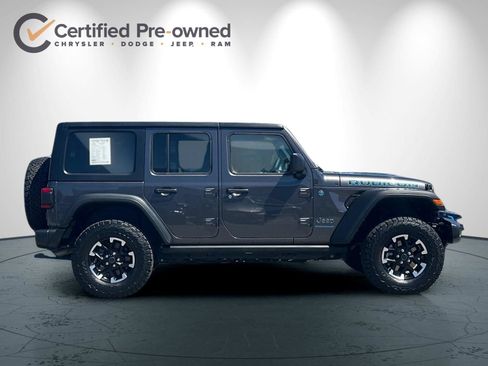 Used 2025 Jeep Wrangler Unlimited Rubicon 4xe w/ Convenience Group AWD/4WD image 3