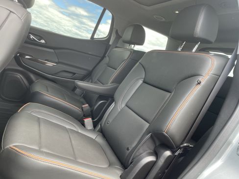 Used 2023 GMC Acadia AT4 w/ Technology Package AWD/4WD image 13