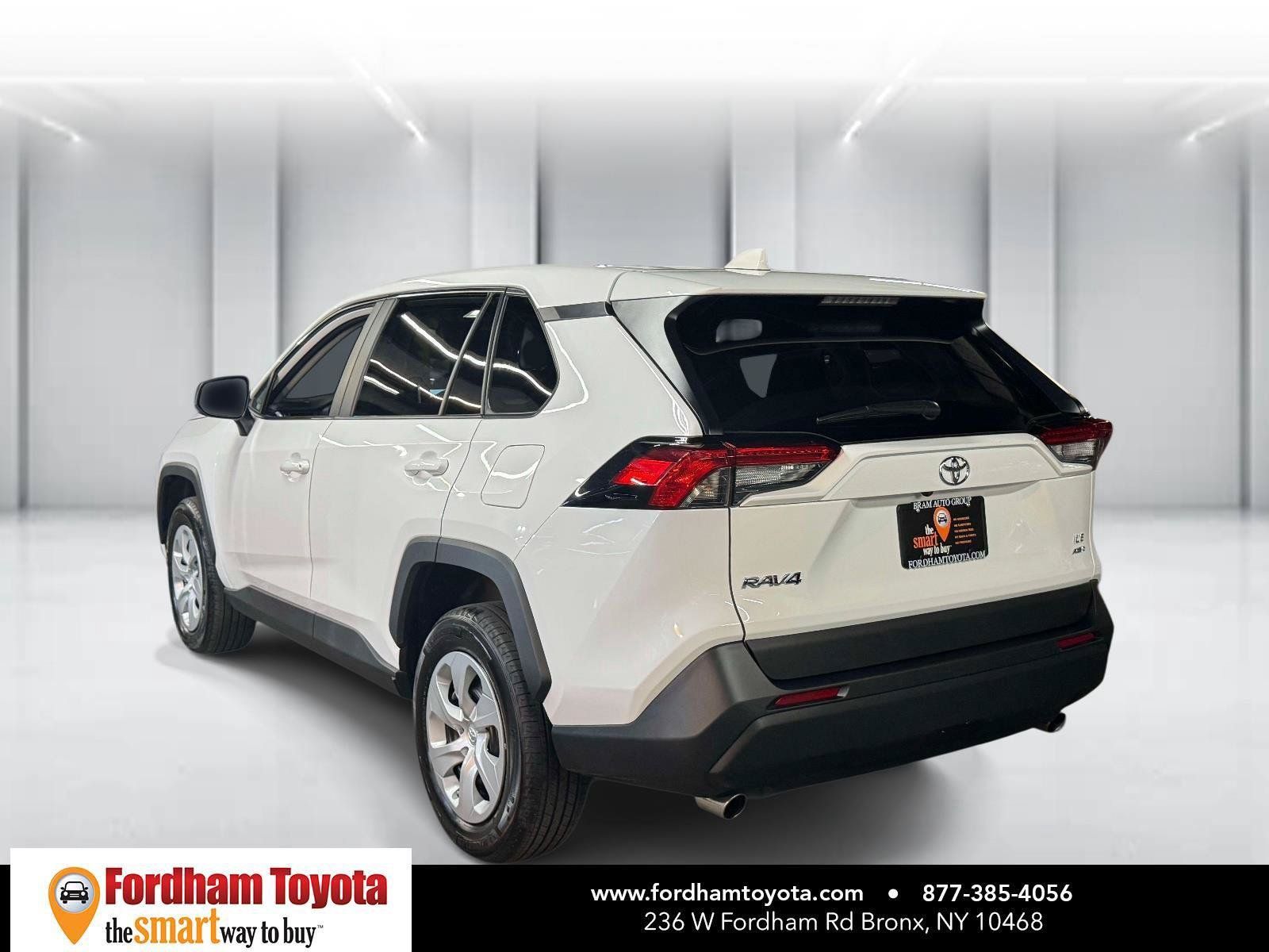 Certified 2025 Toyota RAV4 LE AWD/4WD image 5