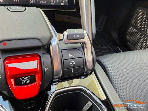 Used 2024 Lamborghini Urus S image 19