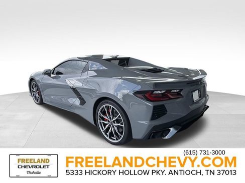 Used 2025 Chevrolet Corvette Stingray Preferred Conv w/ 2LT RWD image 4