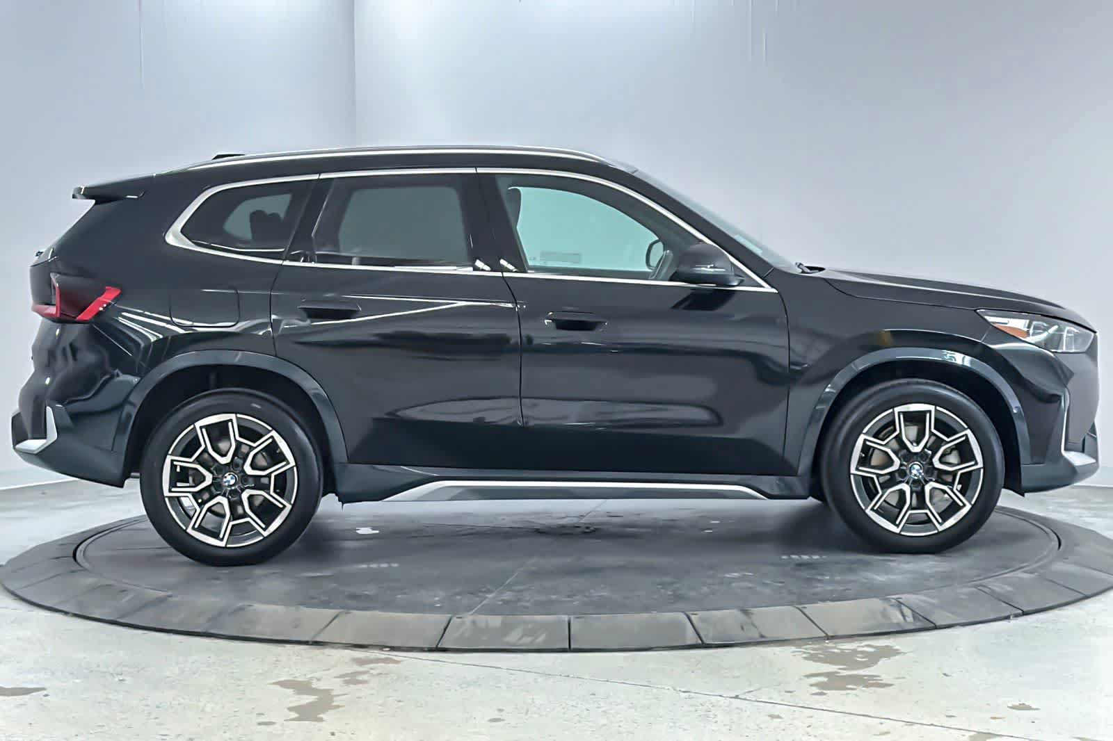 Used 2026 BMW X1 xDrive28i w/ Convenience Package AWD/4WD image 8