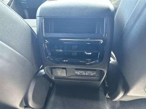 Certified 2023 Jeep Grand Cherokee Altitude AWD/4WD image 18