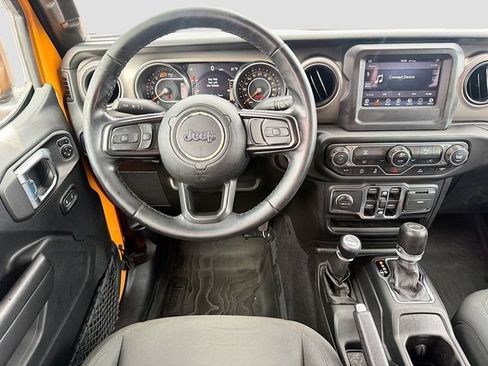 Used 2021 Jeep Wrangler Unlimited Sport AWD/4WD image 22
