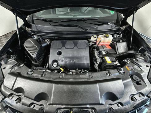 Used 2022 Chevrolet Traverse Premier w/ Redline Edition image 28