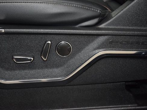 Used 2022 Ford F150 Lariat w/ Equipment Group 502A High image 36