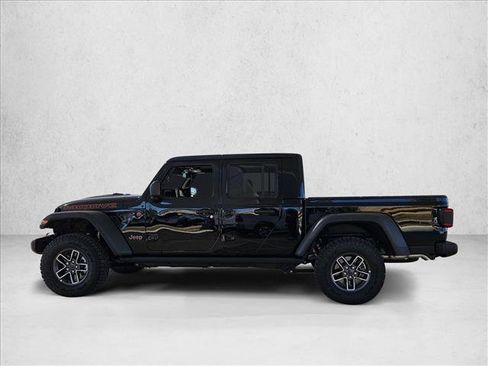 New 2025 Jeep Gladiator Mojave w/ Convenience Group image 5