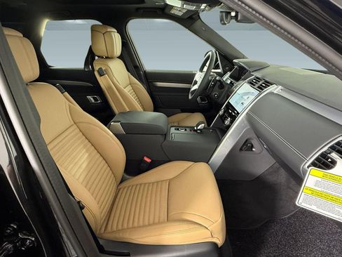 New 2026 Land Rover Discovery Dynamic SE AWD/4WD image 21