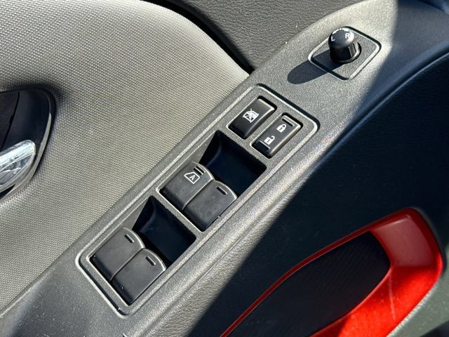 Used 2022 Nissan Frontier Pro-X RWD image 19