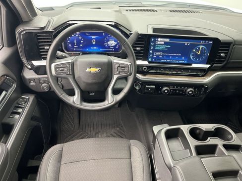 Used 2026 Chevrolet Silverado 1500 LT AWD/4WD image 14