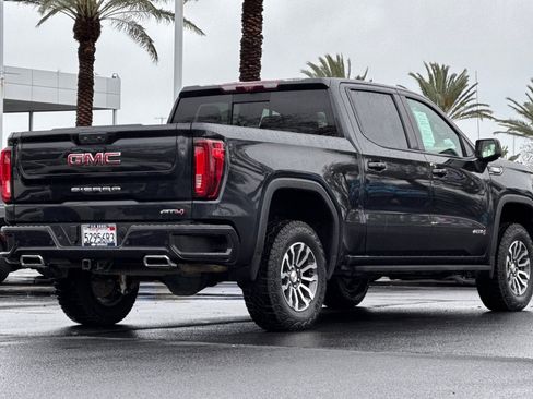 Used 2023 GMC Sierra 1500 AT4 w/ AT4 Premium Package image 3