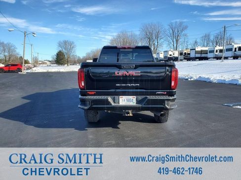 Used 2022 GMC Sierra 2500 AT4 w/ AT4 Preferred Package image 16