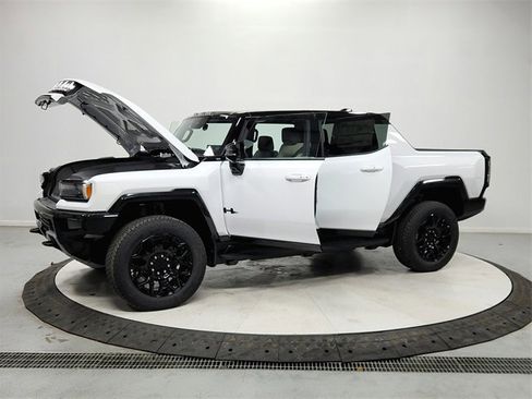 New 2026 GMC Hummer EV 4x4 Crew Cab image 11