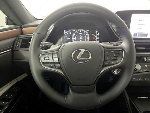 New 2025 Lexus ES 350 w/ Premium Package image 18