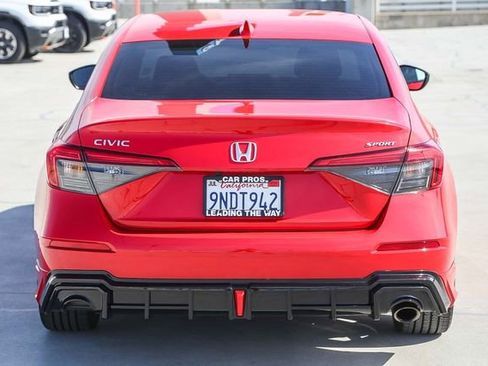 Used 2024 Honda Civic Sport image 9