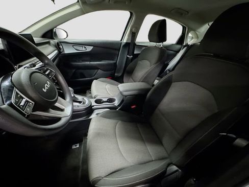 Used 2024 Kia Forte LXS w/ LXS Technology Package image 15