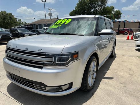 Used 2014 Ford Flex Limited FWD image 4