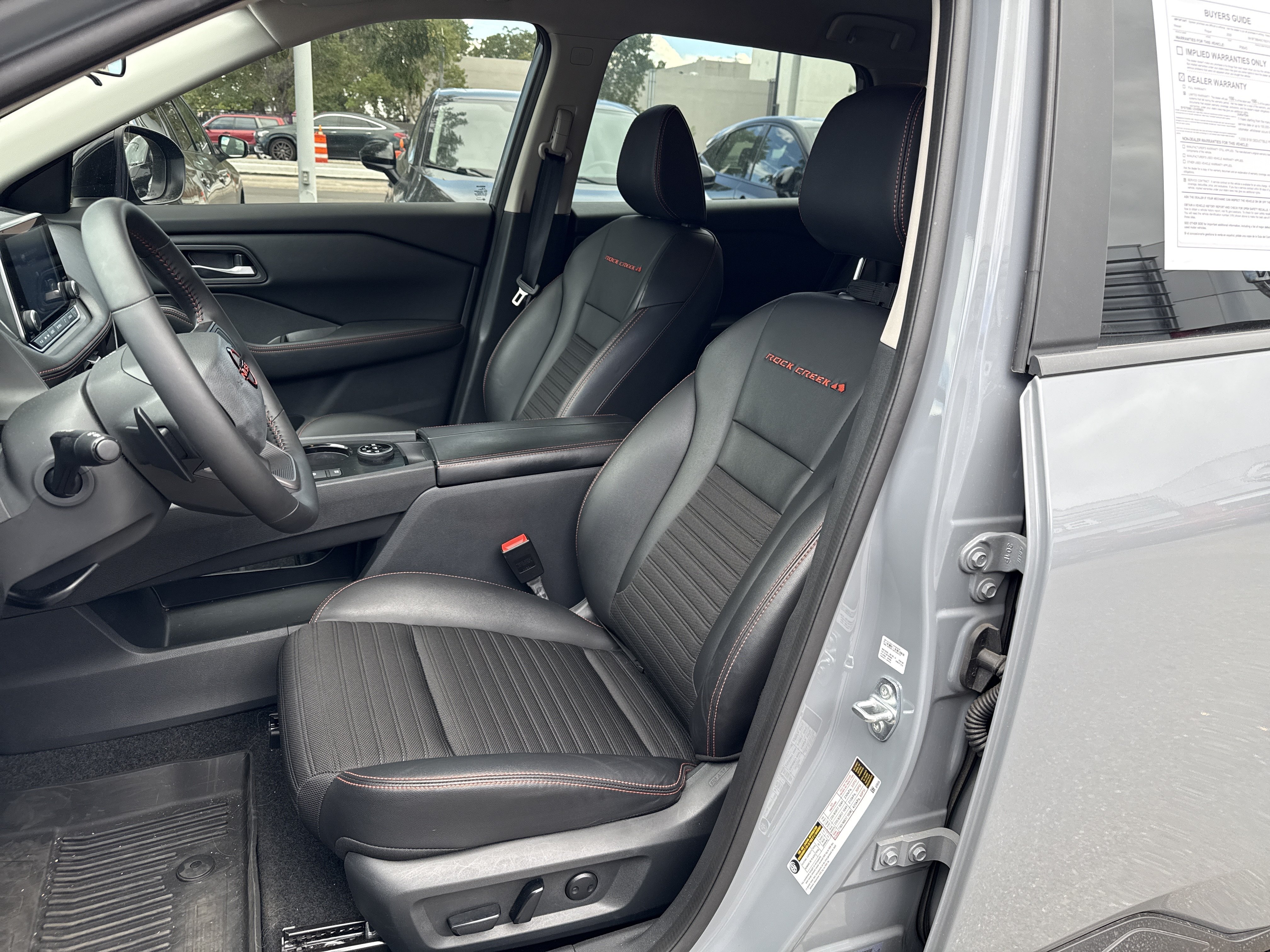 Certified 2025 Nissan Rogue SV AWD/4WD image 14