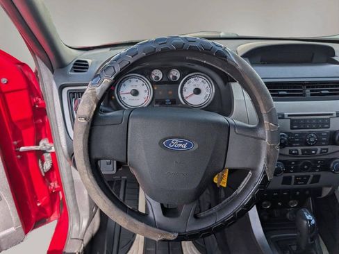 Used 2008 Ford Focus SE FWD image 30