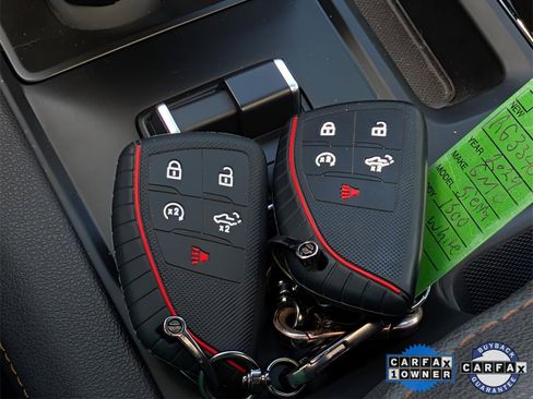 Used 2024 GMC Sierra 1500 AT4 w/ Technology Package image 34