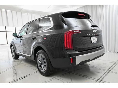 New 2025 Kia Telluride LX image 5