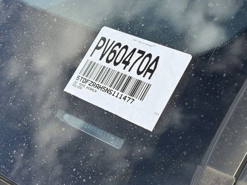 Used 2022 Toyota Highlander Platinum image 12