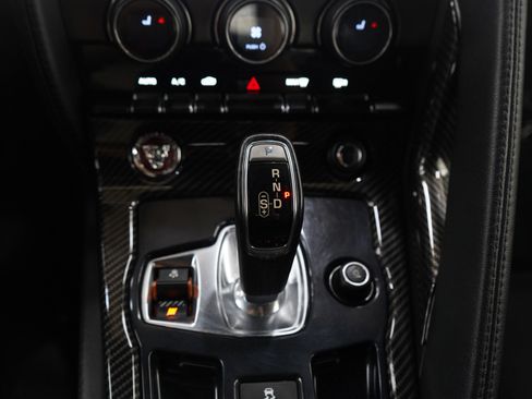 Used 2014 Jaguar F-TYPE S image 18