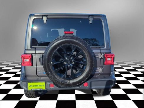 Used 2025 Jeep Wrangler Unlimited Sahara w/ Safety Group image 9