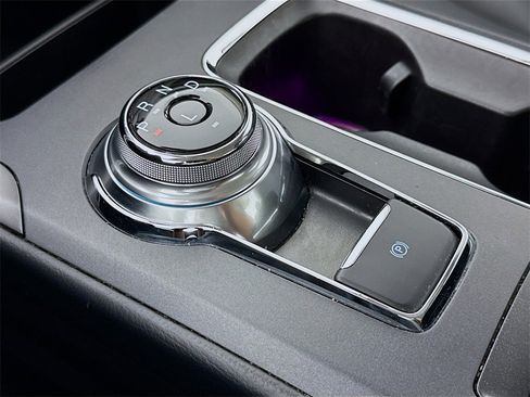 Used 2020 Ford Fusion Energi Titanium image 19