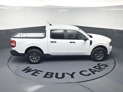Used 2023 Ford Maverick XLT image 32