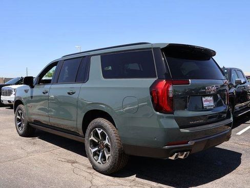 New 2026 GMC Yukon XL AT4 AWD/4WD image 5