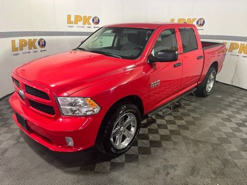 Used 2017 RAM 1500 Express AWD/4WD image 6