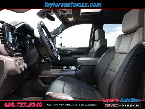 Used 2024 Chevrolet Silverado 2500 ZR2 w/ Technology Package AWD/4WD image 5