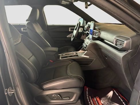 Used 2020 Ford Explorer ST w/ Premium Technology Package AWD/4WD image 22