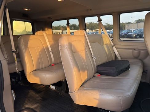 Used 2014 Chevrolet Express 2500 LS image 10