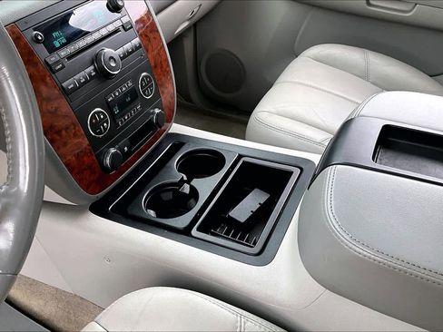 Used 2007 Chevrolet Avalanche LT w/ LT Preferred Equipment Group image 16