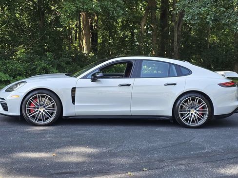 Used 2018 Porsche Panamera Turbo w/ Sport Package AWD/4WD image 3