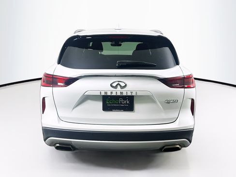 Used 2023 INFINITI QX50 Luxe FWD image 7
