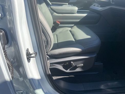 New 2025 Ford Expedition Max Active image 33