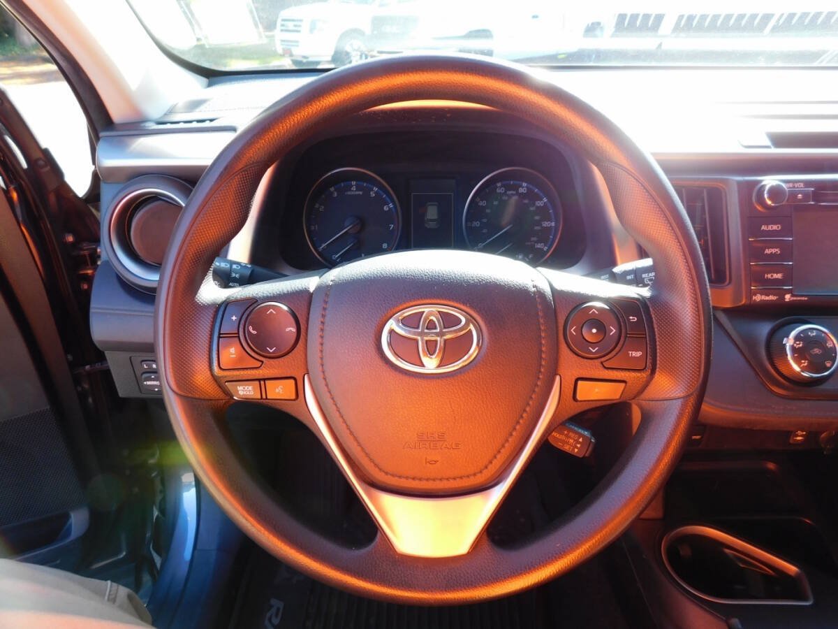 Used 2017 Toyota RAV4 LE w/ All Weather Liner Package AWD/4WD image 10