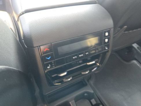 Used 2021 Jeep Grand Cherokee L Limited RWD image 21